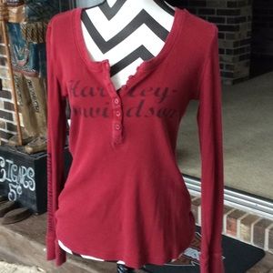 Woman’s Harley Davidson shirt